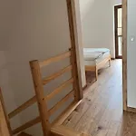- Lotnisko Dom wakacyjny