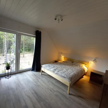 - Lotnisko Dom wakacyjny