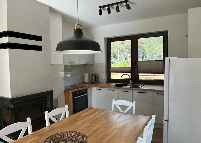 - Lotnisko Tatil Evi